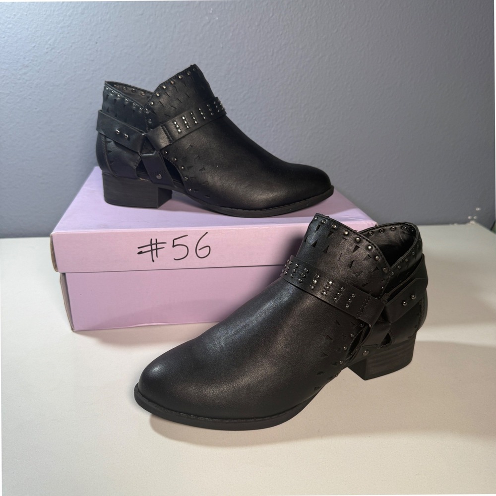 Madden Girl Ariizona Booties Women Size 7 Black New Studded Cutout Ankle